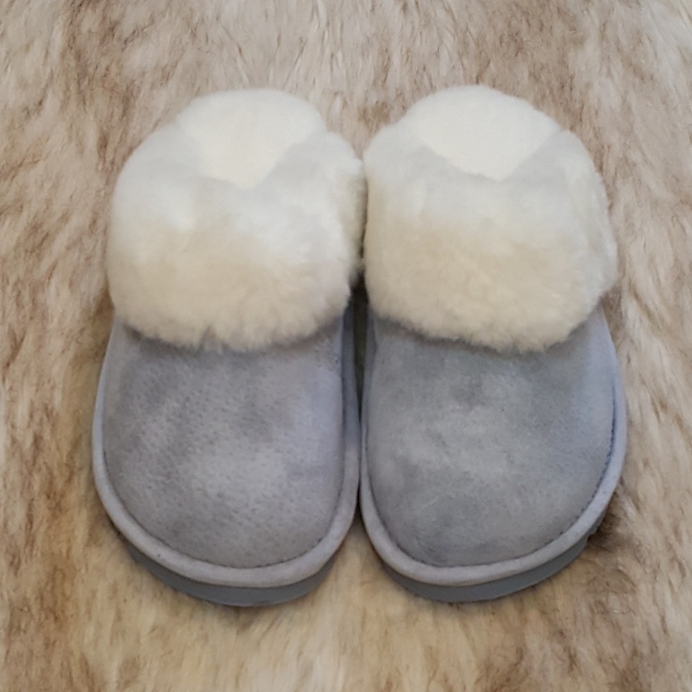 Step Into My World Gray-Blue Sheepskin Slippers - Picture 2 of 4